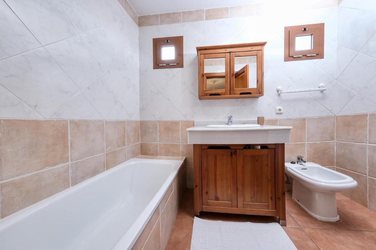 Casa Elin-Shared Pool, Fast Wifi Villa Costa Teguise Buitenkant foto