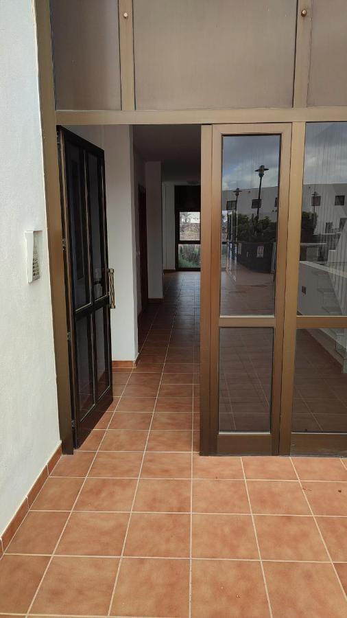 Casa Elin-Shared Pool, Fast Wifi Villa Costa Teguise Buitenkant foto